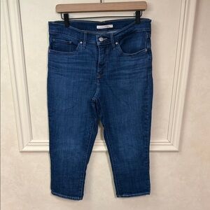 Levi’s 311 Shaping Skinny Capri Jeans size 31